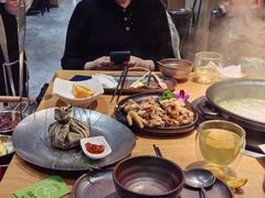 -一朵菌·野生菌探索家火锅(南亚店)