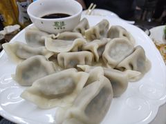 -鑫渔港海鲜本地菜·山海关浑锅(东戴河店)