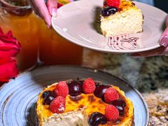 -BROWNSTONE布朗石西班牙餐厅(富城店)