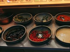 -毛肚向右·川渝毛肚王(经开永旺店)