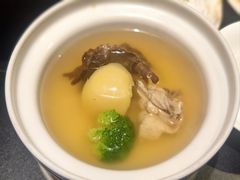-香山湖家家宴(中山陵店)
