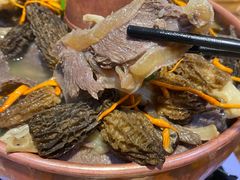 -乡土特色.冷锅鱼.牦牛肉汤锅