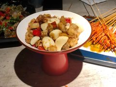 蒜瓣爆牛蛙-啤仕多·啤客国潮跳舞BAR(保俶路店)