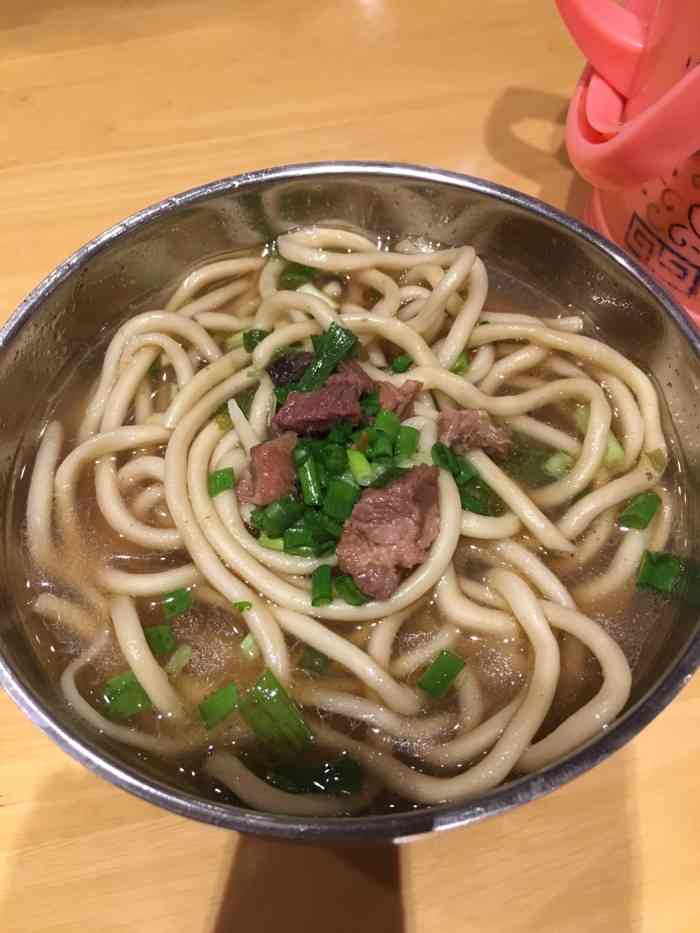 芒康县盐井加加面-"在大昭寺转经路上的二楼,小碗加加面3块一.