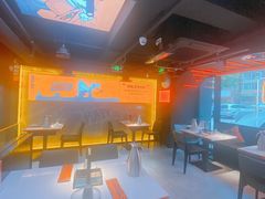 -鸣记脆皮烤鱼·海鲜烤鱼(三八广场店)