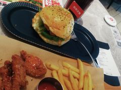 -必胜客餐厅(昆百大泰业城店)
