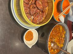 -川流不息·地道川菜·小龙虾(松东路店)