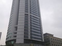 -全季酒店(重庆上清寺牛角沱地铁站店)