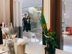 -阿妮叶李(光谷世界城店)