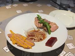 -穹六人间 people 6(岳阳路店)