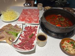 -贵府酸汤牛肉火锅·贵州老字号(飞山街店)