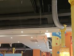 -爱客得牛排海鲜烤肉·火锅自助(春熙路黑金好店)