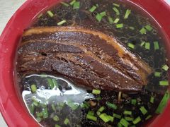 大肉面-小龙大肉面馆