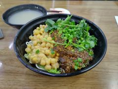 -耙豌豆重庆小面