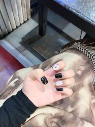 -悦色美甲美睫·精品