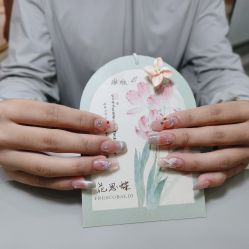 -LY美甲美睫