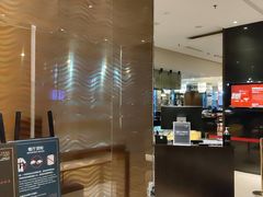 -上海西藏大厦万怡酒店Momo Cafe(徐汇店)