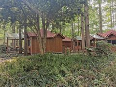 -上海怡沁园度假酒店