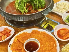 -喇喇排骨火锅·传统韩式脊骨汤(望京西园总店)