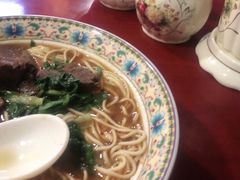 红烧牛三宝面-金杨拉面王小吃面馆·牛三宝面·红烧牛肉粉