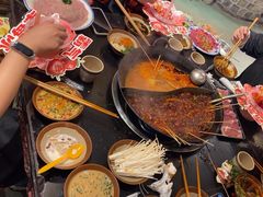 -周小明火锅(黑金冠社区店)