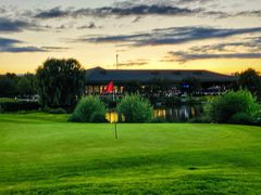 -万柳高尔夫俱乐部