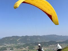 -趣飞飞黑麋峰国际滑翔伞基地