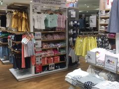 -优衣库(上海虹口龙之梦店)