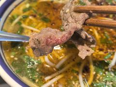 -云阿蛮云南生烫牛肉米线(奉贤路店)