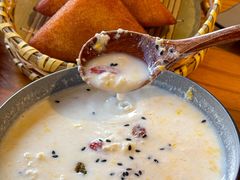 -勺子米线·云南传统小吃市集(四方街店)