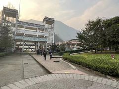 -四川汶川特大地震漩口中学遗址