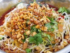 -周良天山牛杂城(天山路总店)
