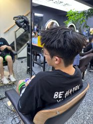 -藤野造型专业烫染接发