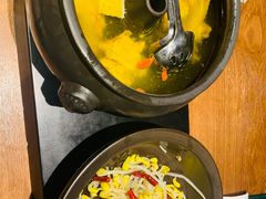 -云海肴·汽锅鸡·云南菜(天山百盛优客店)