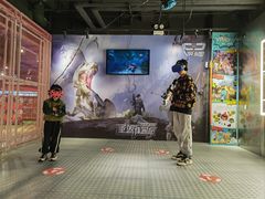 -VR+乐园·VR电竞·家庭亲子·密室逃脱·轰趴团建