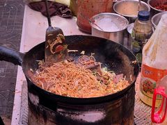 -老婆婆炒饭(小白楼1902欧式风情街店)