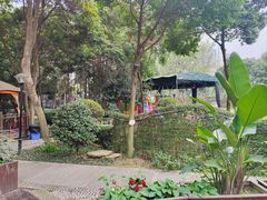 -二荆条·蜀鲜汇城市森林火锅