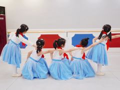 -艺彩童馨舞蹈培训学校(西湖道校区)
