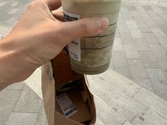 -星巴克臻选(上海虹桥新天地三店)