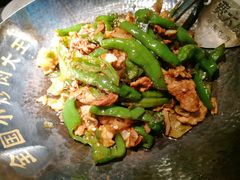 -费大厨辣椒炒肉(高铁吾悦广场店)