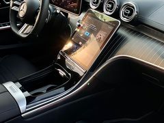 -泰州之星奔驰4S店(海陵店)