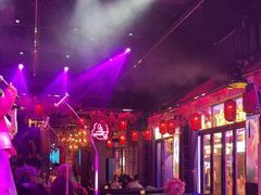 -喜鹊音乐酒馆(西街店)