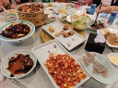 -惠丰门丁肉饼店