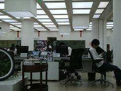 -上德宝骏宝马5S店