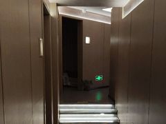 -耳湾躺式采耳SPA馆(保利五月花店)