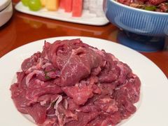 -元一希尔顿酒店·鲜切牛肉火锅禅自助餐厅