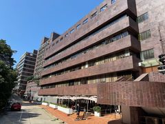 -香港大学