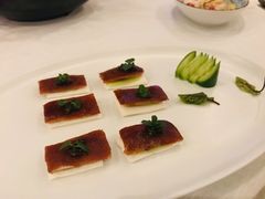 鱼子酱乳猪-三号黄浦会Canton Table