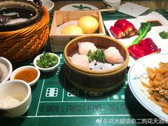 -粤港湾砂锅粥·宵夜(宝龙店)