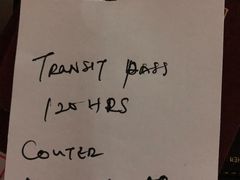 下飞机之后出来遇到工作人员问的关于转机签证事宜-吉隆坡国际机场